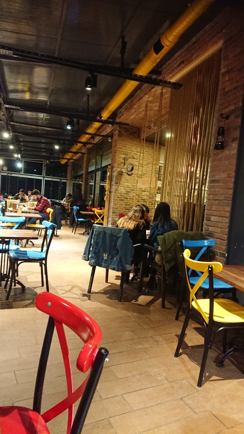 Ada Cafe&Restaurant