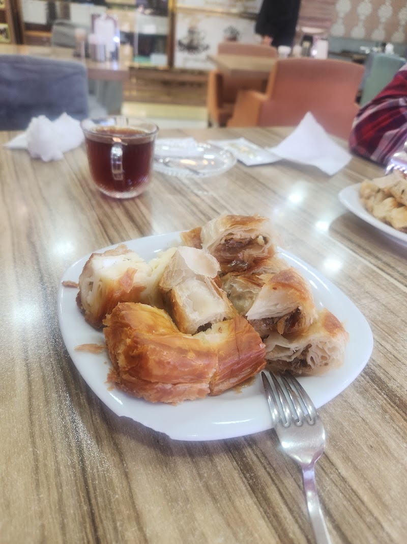 Baloğlu Pastanesi