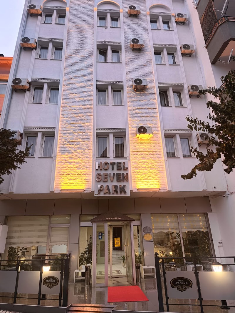 Hotel Seven Park