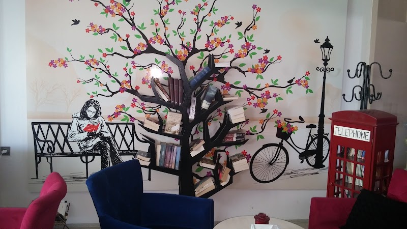 Kitap Kurdu Kafe