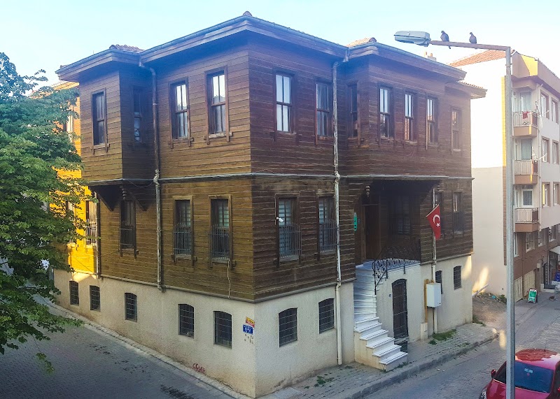 Konak Erkek Öğrenci Yurdu