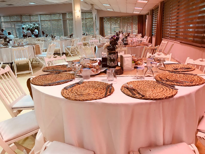 Nehirland Country Club Restoran