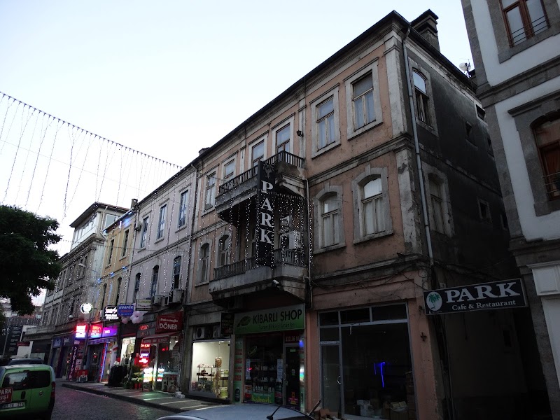 Park Cafe & Restaurant