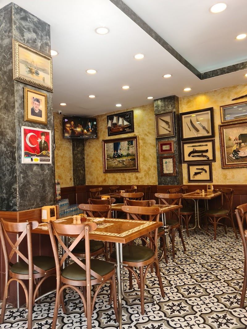Şişman Börekçi