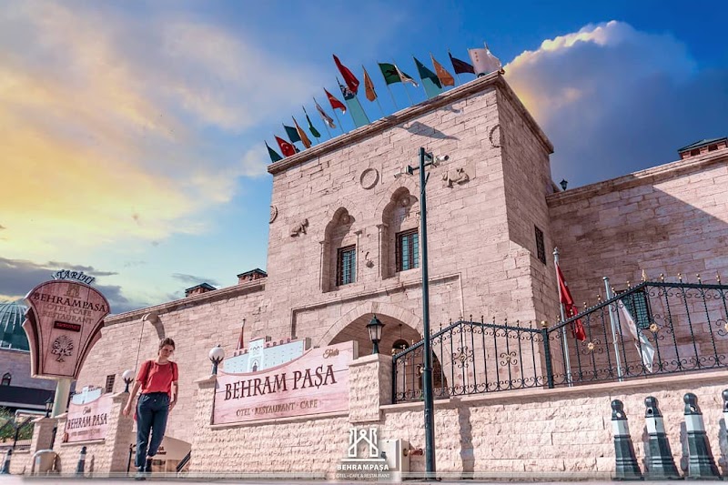 Tarihi Behrampaşa Otel